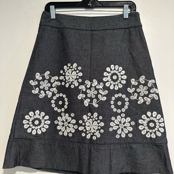 Ann Taylor Women Sz: 4 Embroidered Skirt Dark Gray A-Line Lined Floral. - Picture 5 of 14